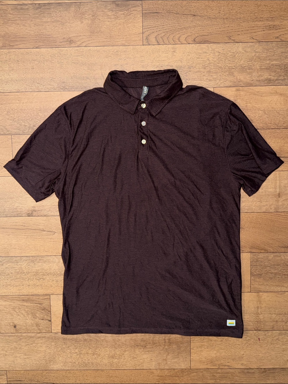 Vuori Men’s Size Medium Strato Tech Polo Short Sleeve Top Fitness Workout Golf M